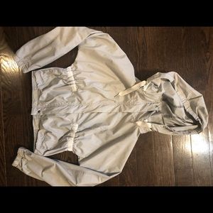 Lululemon rain jacket size 4